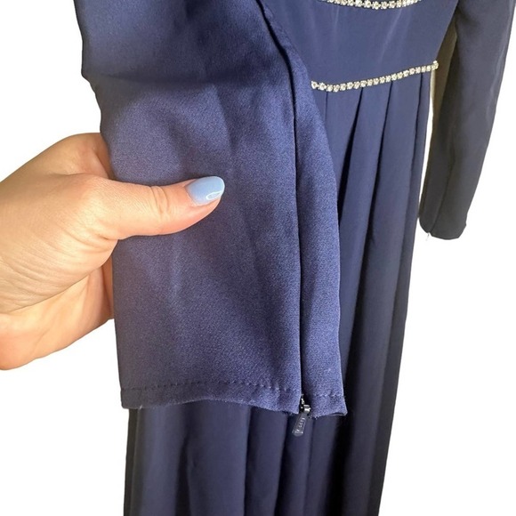 NWT Mac Duggal Size 4 Navy Empire Waist Long Sleeve Pleated Gown - Picture 4 of 10